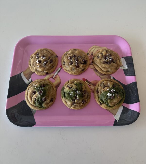 Half brown butter chocolate chip & half matcha swirled brown butter chocolate chip • Half dozen